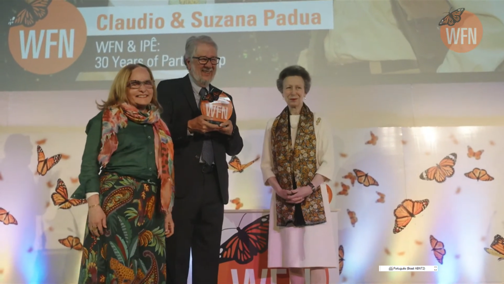 Suzana e Claudio Padua recebem premiação surpresa na cerimônia do Whitley Fund for Nature das mãos da princesa Anne