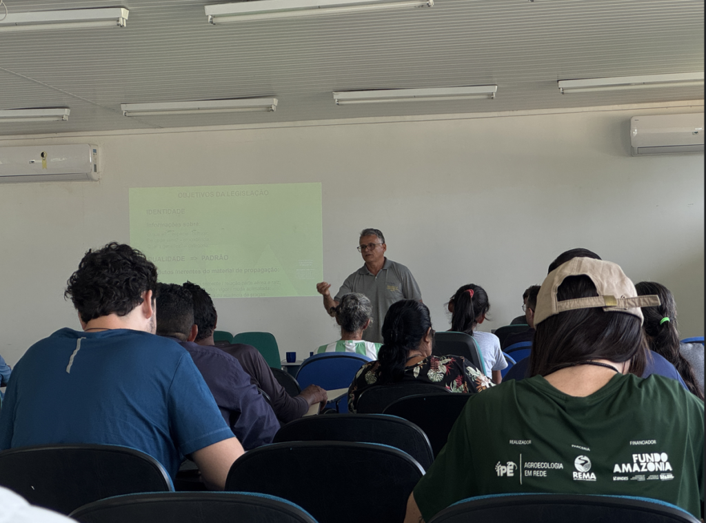 Representante do Ministério da Agricultura e Pecuária - MAPA palestrou sobre regulamentação de viveiros de mudas da Amazônia