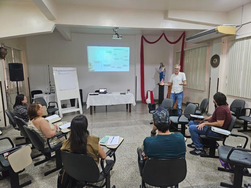 Eduardo Ditt, diretor executivo do IPÊ, durante oficina de planejamento do projeto Agroecologia e Sociobiodiversidade em Rede, em Manaus/AM 