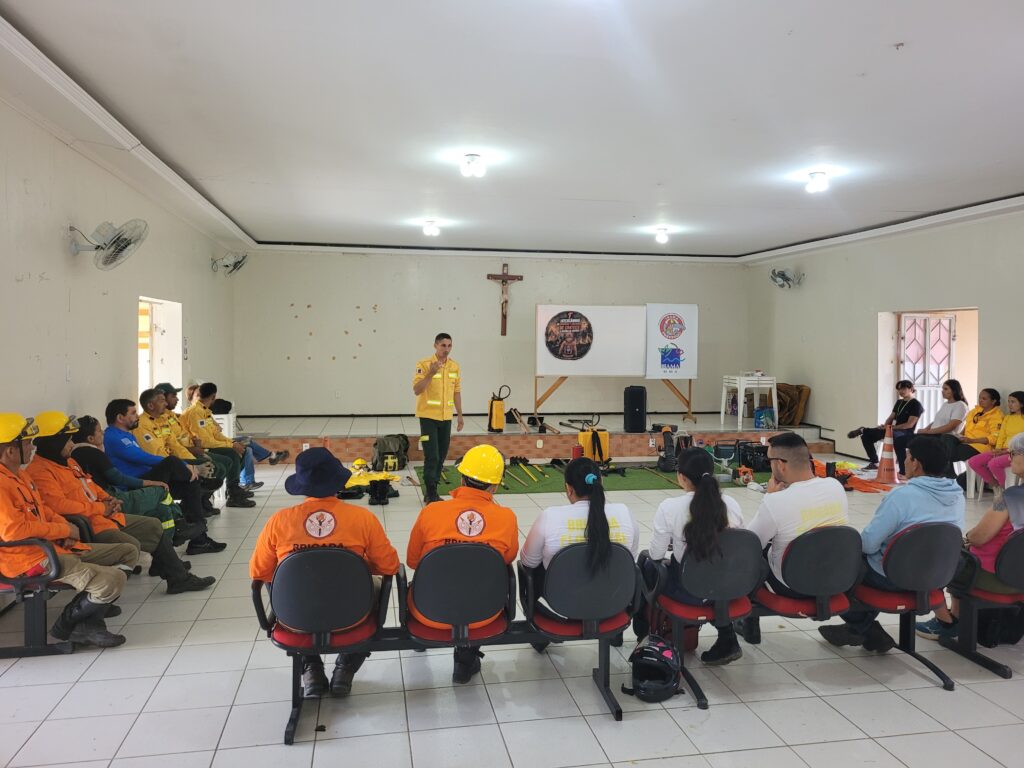 Juntos pela Caatinga participa do 1º Intercâmbio de Brigadas Florestais de Crateús e Sertões de Crateús, realizado 