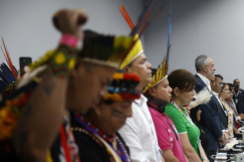 O presidente da COP30, André Correa do Lago participa da reunião Diálogo Climático de Belém com Povos Indígenas. Foto de Hermes CaruzoCOP30