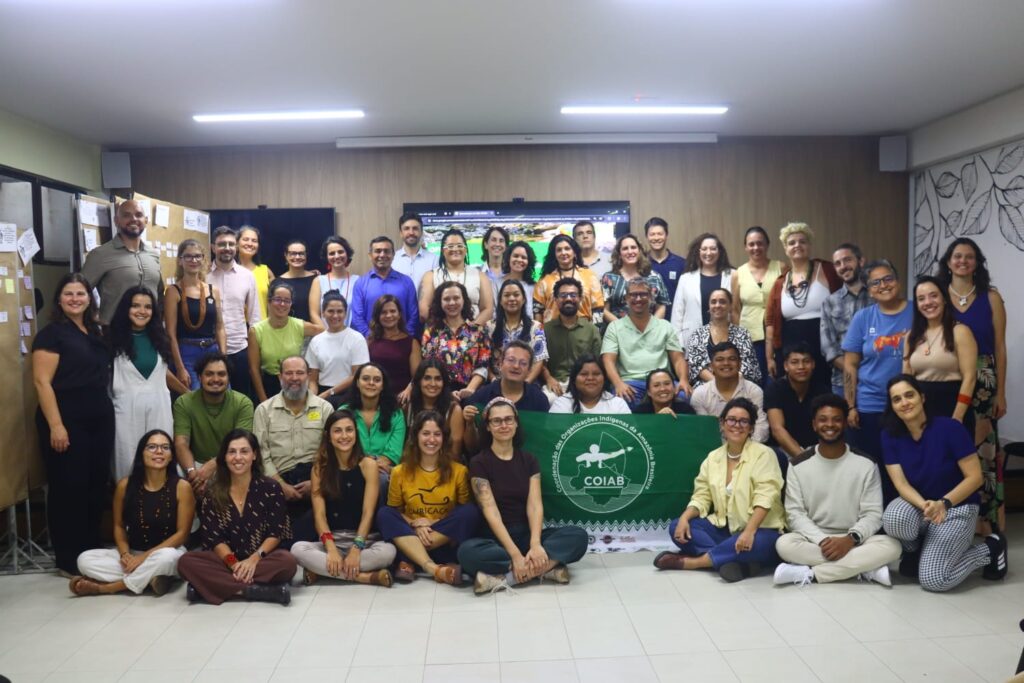foto de grupo participante de reuniao sobre cop da biodiversidade