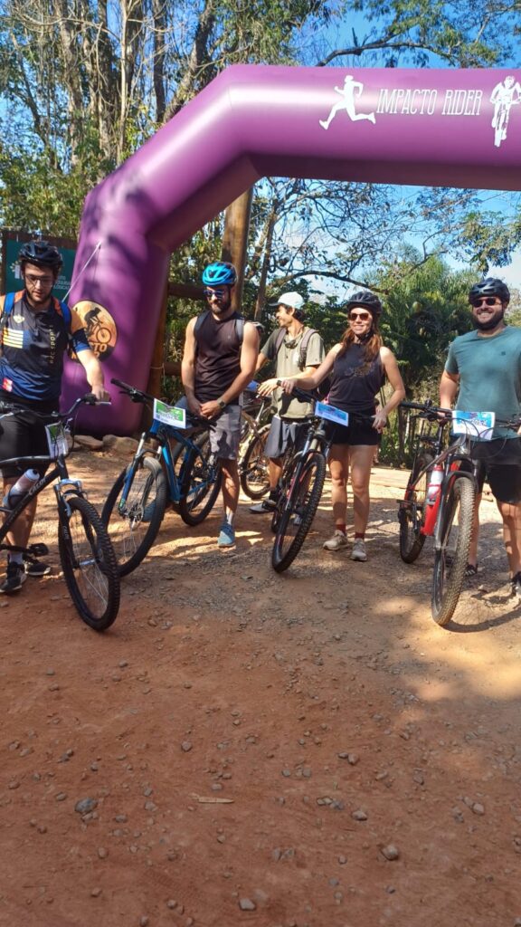 Participantes do Pedal na Mata, do IPÊ